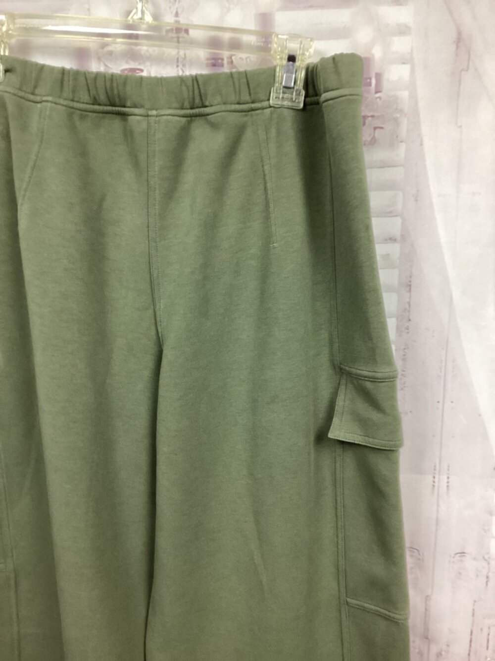 LULULEMON Double Knit Mid Rise Cargo Pants Green 8 - Picture 5 of 9
